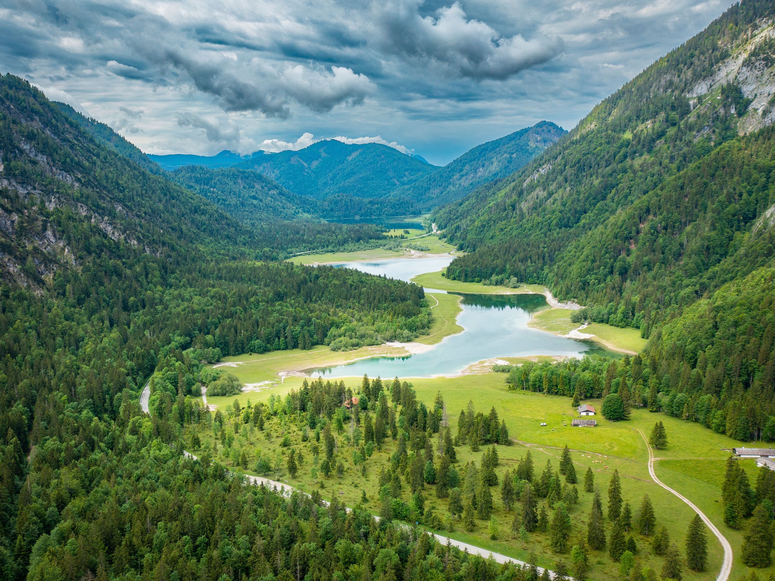 Blick auf das Drei Seen Gebiet zwischen Reit im Winkl und Ruhpolding aus der Vogelperspektive